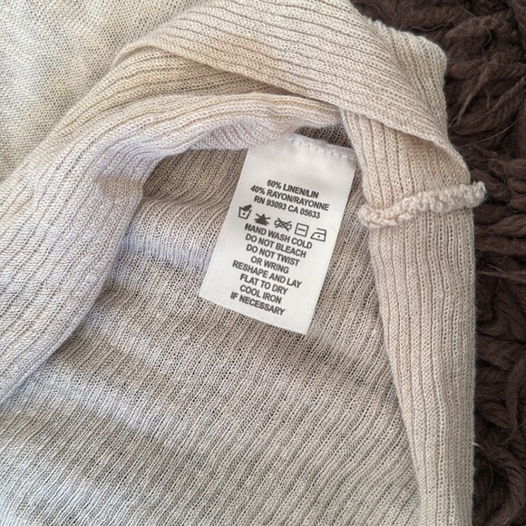 Nic+ Zoe linen Top Knit Beige Transitional Color Fall Quality  Size small - Picture 2 of 7